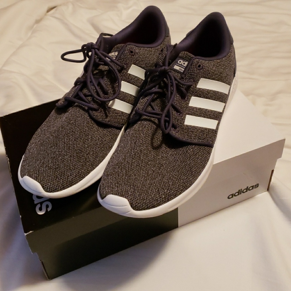 Adidas tennis shoes